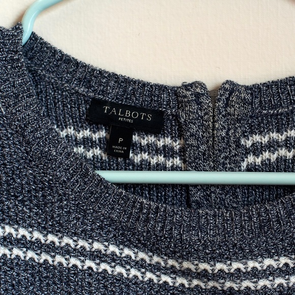 Lightweight Talbots Sweater - Picture 2 of 4